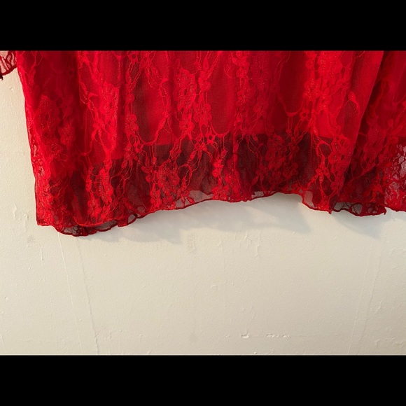 BEAUTIFUL Red/Black Lace w/Lining 2X Pullover Top - Picture 10 of 10